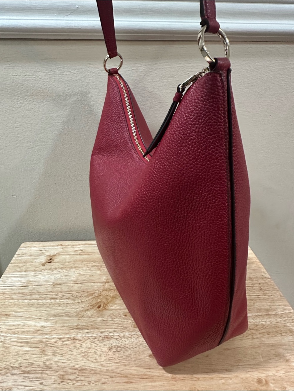 kate spade Red Pebbled Leather Shoulder Hobo Bag with Hold Hardware - Picture 8 of 16